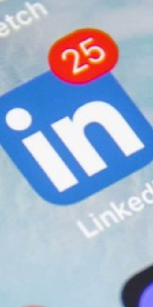 From CV Graveyard to Creator Playground: LinkedIn's Identity Shift, article by Nefise Tasdelen